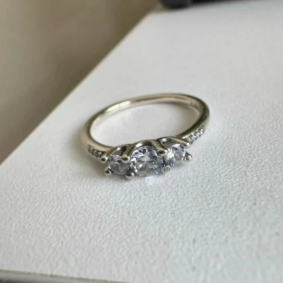 PANDORA | 925 sterling silver  clear-Tree Stone Ring - Picture 4 of 7